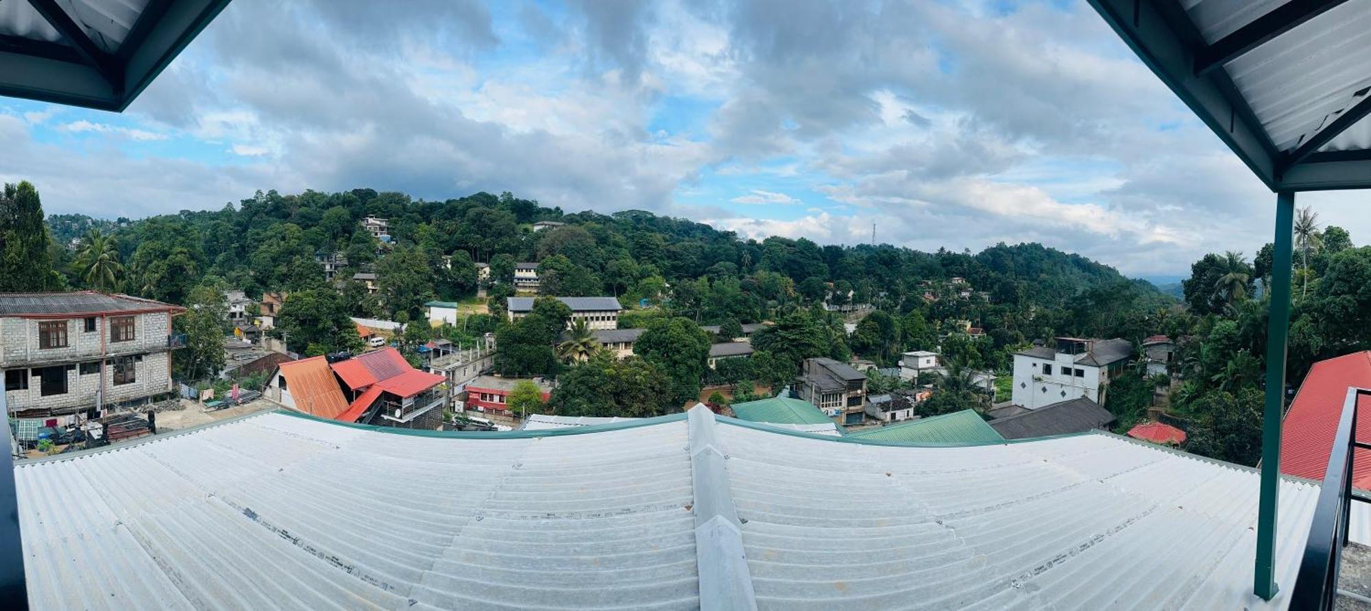 Mountain White Villa By Sunrise Kandy Exterior foto